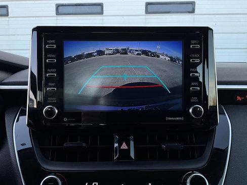 Used 2021 Toyota Corolla LE image 26