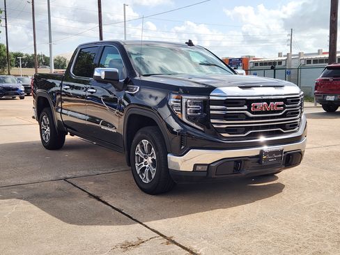 Used 2026 GMC Sierra 1500 SLT RWD image 4