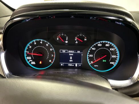 Used 2023 Chevrolet Traverse LS w/ Safety Package AWD/4WD image 16