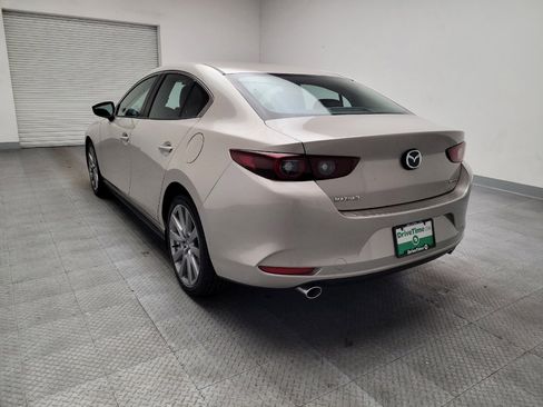 Used 2022 MAZDA MAZDA3 s FWD image 5
