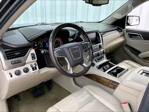Used 2016 GMC Yukon Denali w/ Open Road Package AWD/4WD image 17