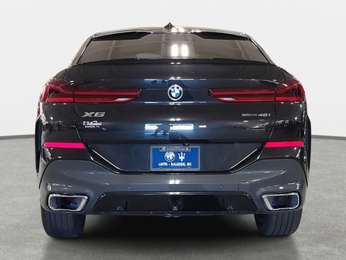 Used 2022 BMW X6 xDrive40i w/ M Sport Package image 6