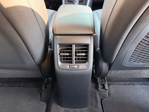 Used 2022 Kia Niro EX image 20