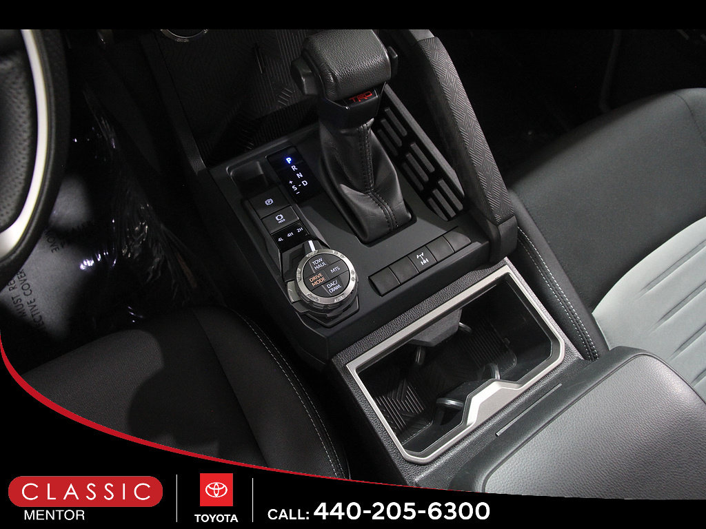 Certified 2025 Toyota Tacoma TRD Off-Road AWD/4WD image 15