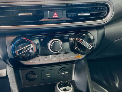 Used 2023 Hyundai Kona SEL image 15