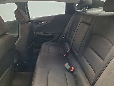 Used 2018 Chevrolet Malibu LS w/ LPO, Convenience Package 1 FWD image 18