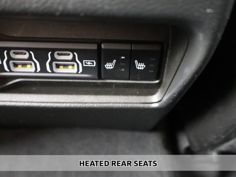 Used 2023 Jeep Grand Cherokee Limited AWD/4WD image 8
