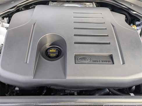 New 2026 Land Rover Range Rover SE image 20