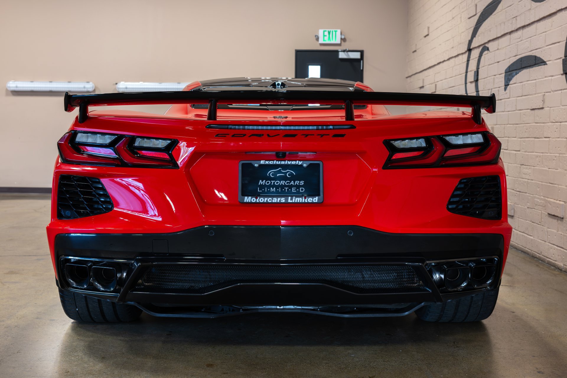 Used 2025 Chevrolet Corvette Stingray Premium Cpe w/ Z51 Performance Package RWD image 8