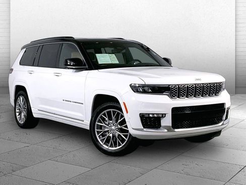 Used 2025 Jeep Grand Cherokee L Summit w/ Luxury Tech Group V AWD/4WD image 1
