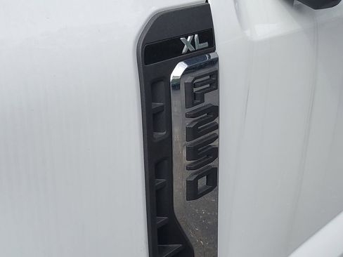 New 2026 Ford F250 XL w/ 360-Degree Camera Package AWD/4WD image 25