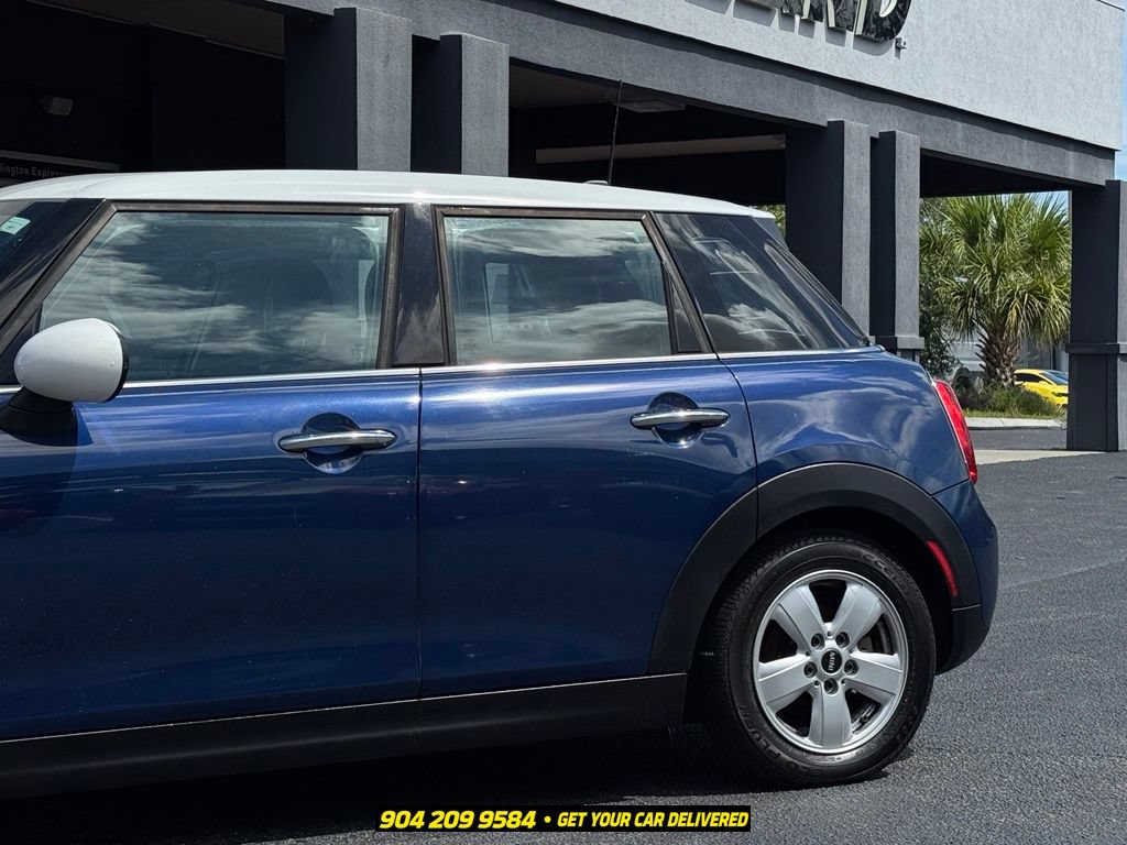 Used 2015 MINI Cooper 4-Door Hardtop FWD image 3