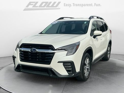 Certified 2025 Subaru Ascent Premium w/ Premium Package image 4