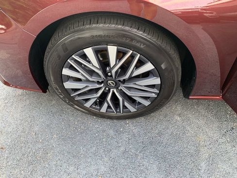 Used 2025 Nissan Altima 2.5 SV FWD image 19