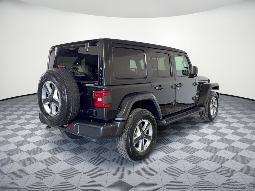 Used 2022 Jeep Wrangler Unlimited Sahara w/ LED Lighting Group AWD/4WD image 9