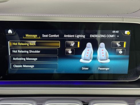 Used 2023 Mercedes-Benz Maybach GLS 600 4MATIC image 32