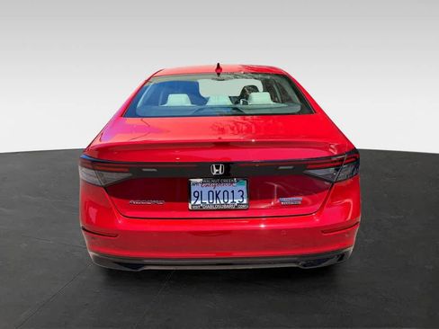 Used 2024 Honda Accord Touring image 5
