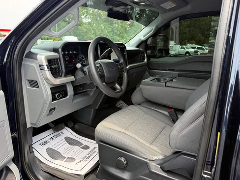 Used 2023 Ford F250 XL w/ STX Appearance Package AWD/4WD image 8