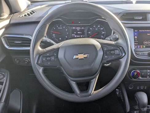 Used 2022 Chevrolet TrailBlazer LT image 12