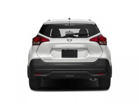 Used 2020 Nissan Kicks S image 8