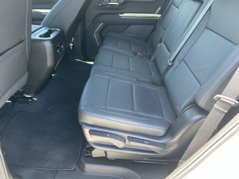 Used 2025 Chevrolet Tahoe LT AWD/4WD image 22