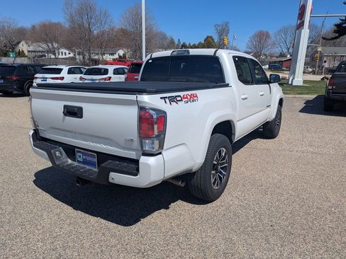 Used 2023 Toyota Tacoma TRD Sport AWD/4WD image 6