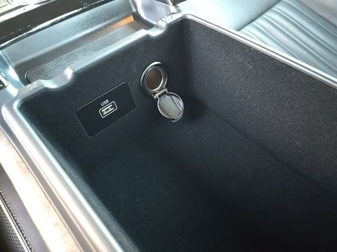 Used 2022 Genesis G90 3.3T Premium image 48