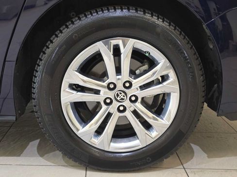 Certified 2021 Toyota Sienna Platinum AWD/4WD image 8