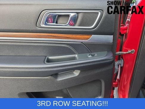 Used 2017 Ford Explorer Limited w/ Equipment Group 303A AWD/4WD image 18