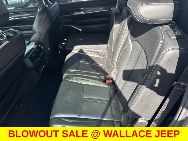 Certified 2022 Jeep Wagoneer Series I w/ Convenience Group I AWD/4WD image 19