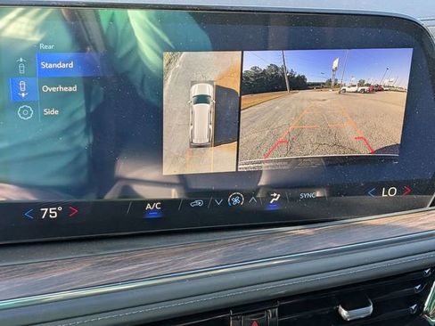 New 2026 Chevrolet Suburban LS image 26