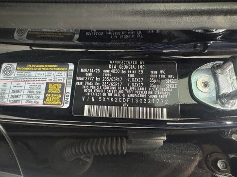 Used 2025 Kia Sportage LX AWD/4WD image 41