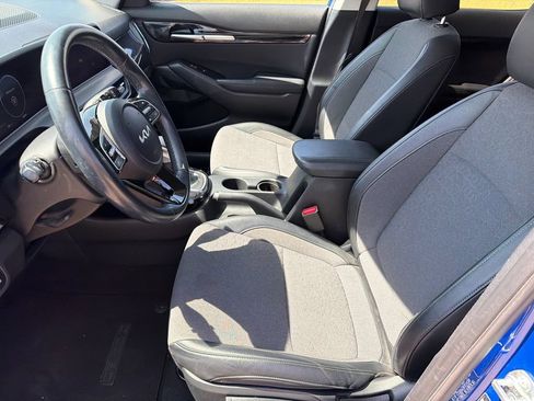 Used 2024 Kia Seltos S FWD image 9