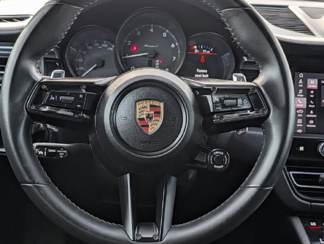 Used 2025 Porsche Macan Turbo AWD/4WD image 14
