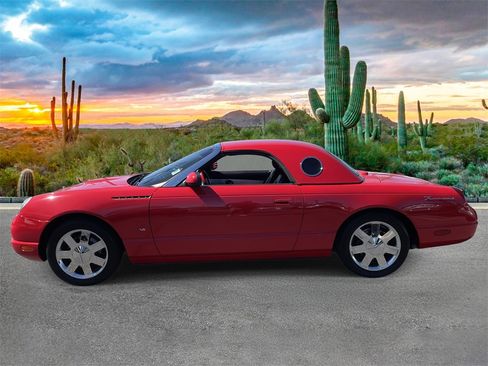 Used 2003 Ford Thunderbird image 6