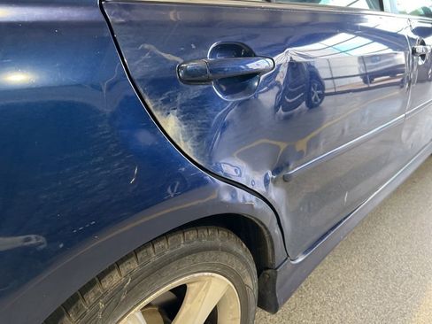 Used 2011 Toyota Camry SE w/ SE Extra-Value Pkg #1 image 14