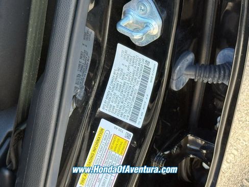 Certified 2024 Honda Civic EX image 17