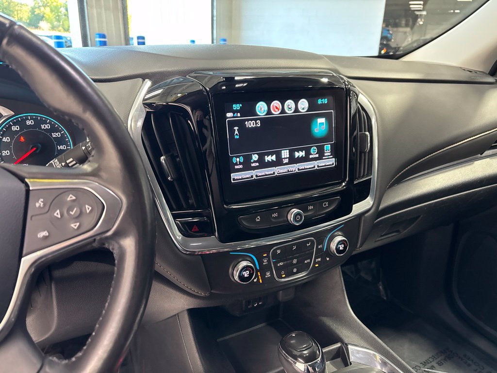 Used 2019 Chevrolet Traverse LT w/ LPO, Floor Liner Package AWD/4WD image 16