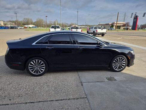Used 2019 Lincoln MKZ Premiere image 5