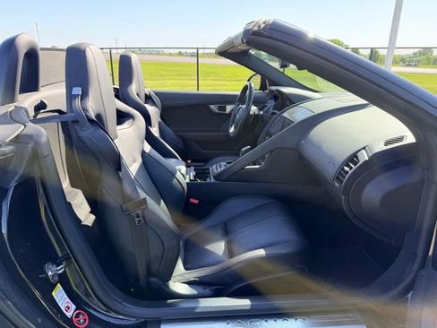 Used 2014 Jaguar F-TYPE S RWD image 11