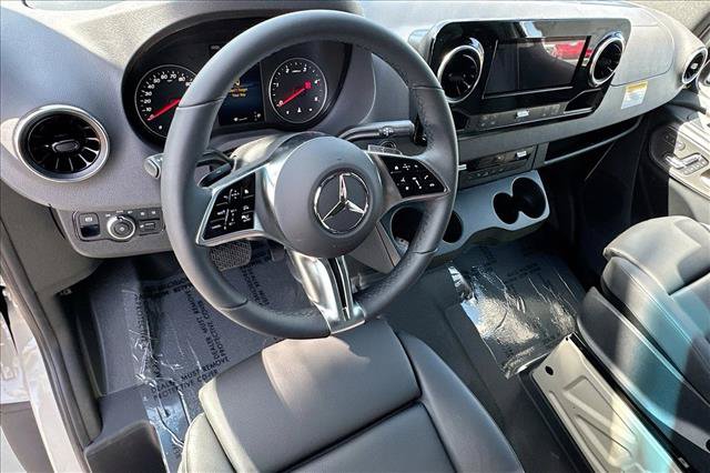 New 2026 Mercedes-Benz Sprinter 2500 image 9