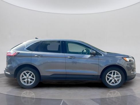 Used 2024 Ford Edge SEL w/ Convenience Package AWD/4WD image 7