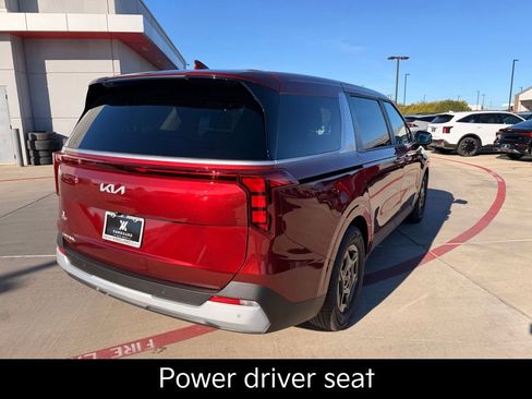 New 2026 Kia Carnival FWD image 4