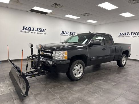 Used 2009 Chevrolet Silverado 1500 LT w/ Power Pack Plus image 2