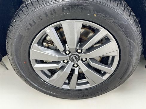 Used 2024 Nissan Pathfinder SV FWD image 40