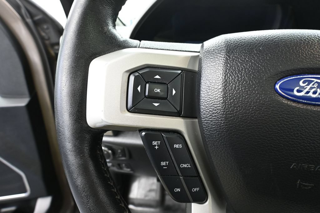 Used 2019 Ford F150 Lariat w/ Equipment Group 502A Luxury AWD/4WD image 21