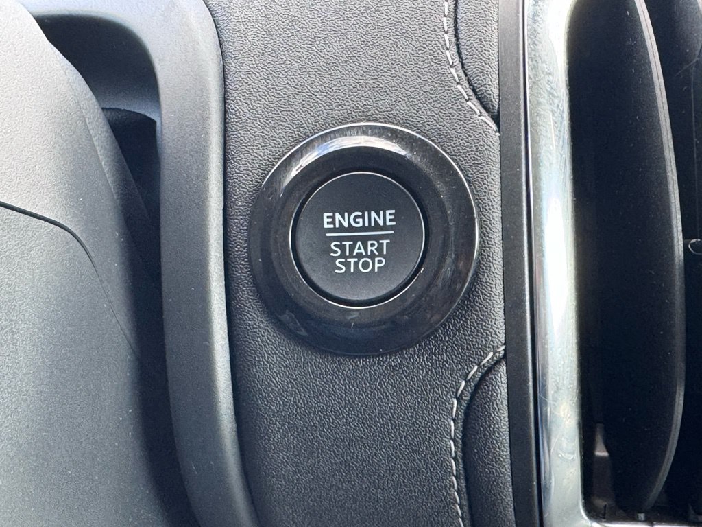 Used 2025 Ford Expedition Platinum AWD/4WD image 6