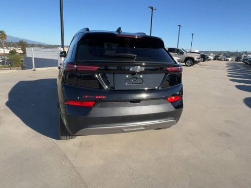 Used 2023 Chevrolet Bolt EUV Premier w/ Sun & Sound Package image 7