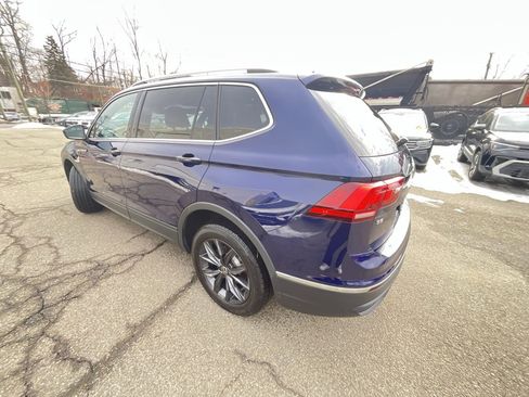Used 2022 Volkswagen Tiguan SE image 6