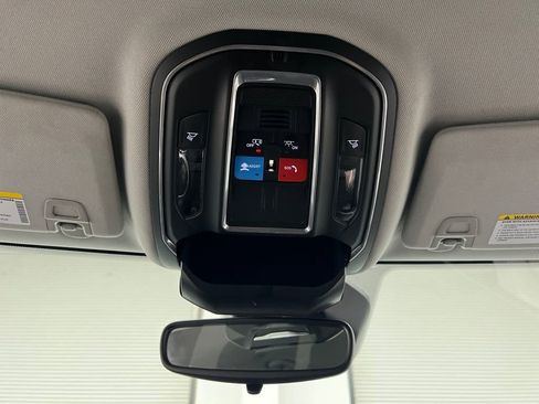 Used 2023 Jeep Grand Cherokee L Laredo image 64